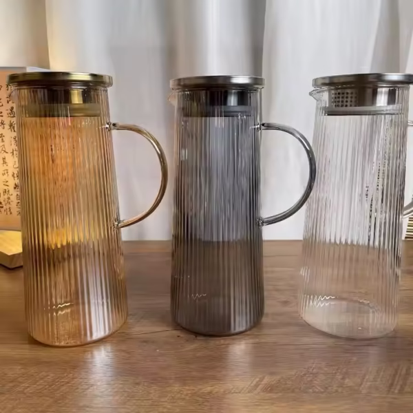 Wholesale Factory High Borosilicate Glass Tea Set Glass Teapot Kettle Drink Set Water Jug Cup and Holder with Infuser