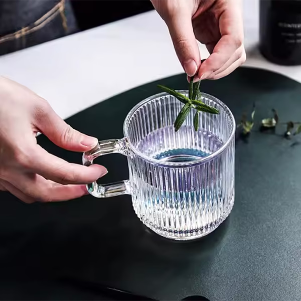 340ml Vertical Striped Thickened Soda Lime Glass Mug with Handle - Image 3
