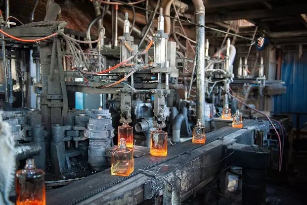Glass Bottle Manufacturing