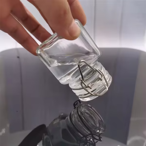 100ml Small Soda Lime Glass Jars with Snaps - Image 4